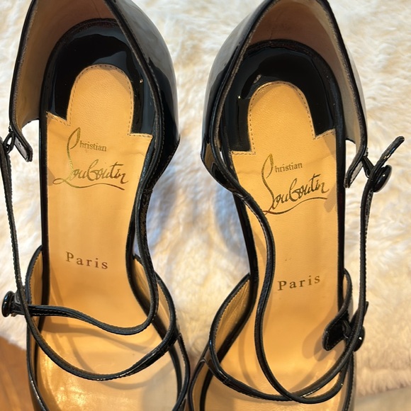 Christian Louboutin authentic patent leather pumps - Picture 6 of 14